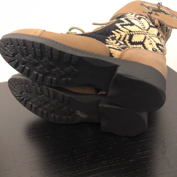 Kelsi dagger NWOT winter snow ski boots size 6.5 - Picture 4 of 6